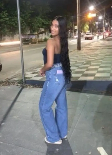 Julia oliveira é uma das garotas de programa em Caruaru mais renomadas