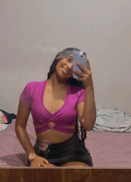 Julia oliveira é uma das garotas de programa em Caruaru mais renomadas