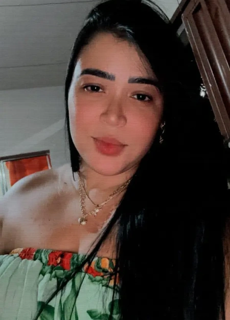 Mel, acompanhante independente com disponibilidade imediata