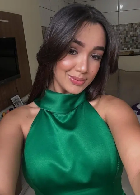 Alice aparecida apresenta seu álbum de fotos de acompanhante profissional