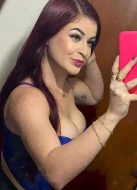 Procurando uma acompanhante? Luana é uma ótima escolha