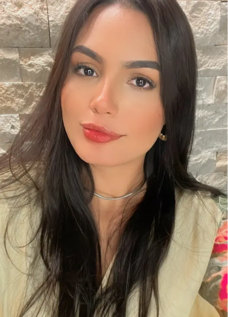 Fernanda é uma acompanhante independente com serviços verificados