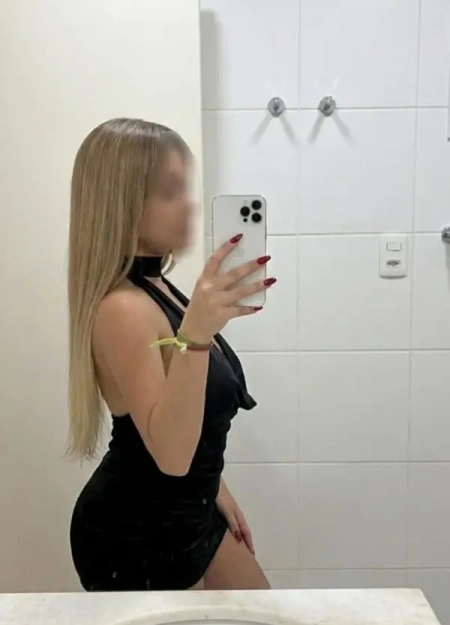 Procurando discrição? Bruna é a sua garota de programa de confiança