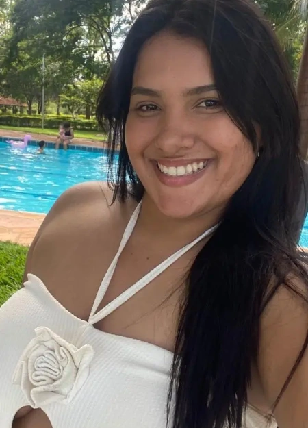 Ellen raissa é uma acompanhante independente com serviços verificados