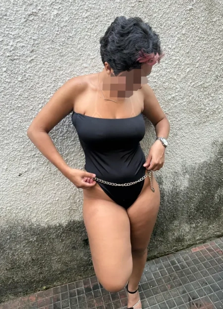 Perfil de Cléo, uma das garotas de programa excepcionais