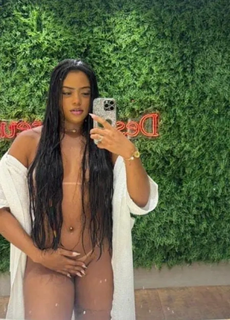 Daniela F, elegância e classe como acompanhante independente