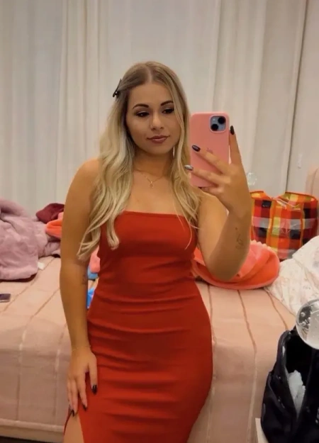 Carolina, uma das melhores garotas de programa em Barra da Tijuca com fotos reais