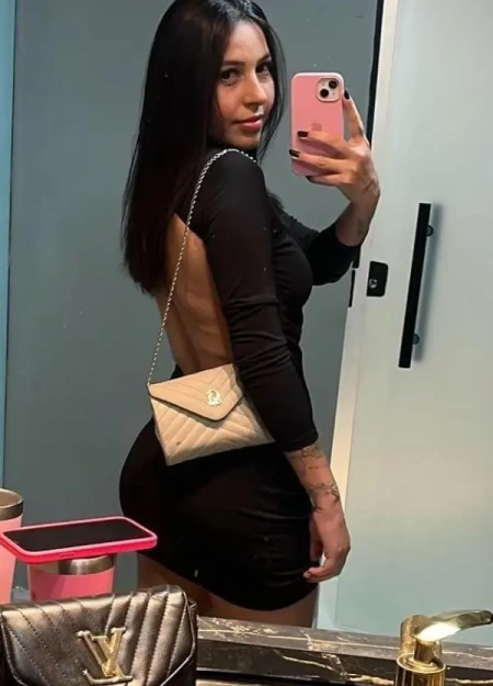 Yasmin Nobre é uma acompanhante independente com serviços verificados