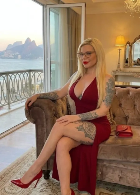 Amanda Cardoso, uma acompanhante confiável e verificada