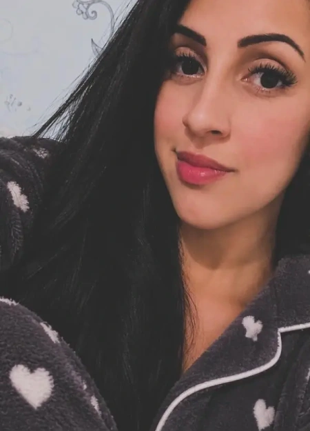 Alicia está disponível agora como acompanhante VIP profissional