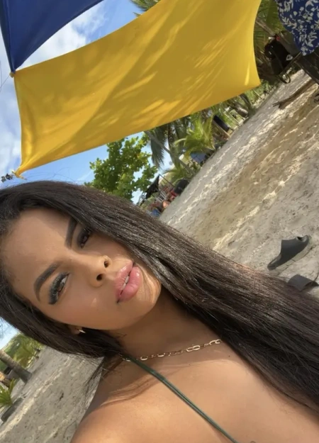 Julia Melo, uma das melhores acompanhantes Ninfeta com fotos reais