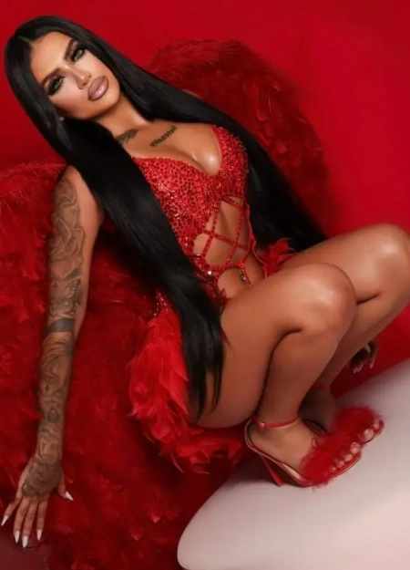 Maya, detalhes e fotos reais desta acompanhante Ninfeta